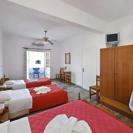 Clio Apartahotel