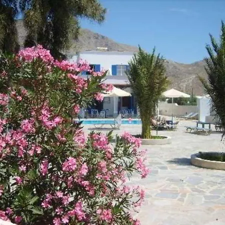 Clio Apartahotel 2*