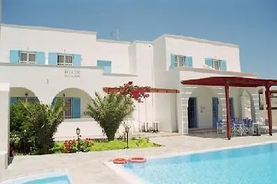 Clio 4* Perissa (Santorini)