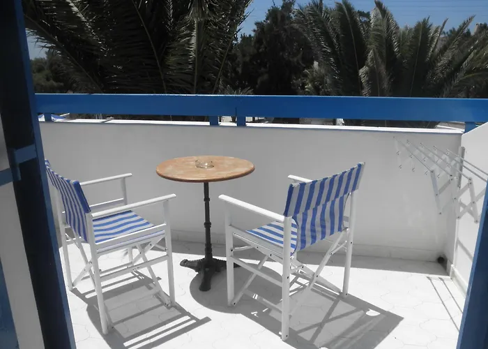 Aparthotel Clio Perissa (Santorini)