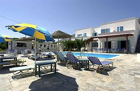 Clio 4* Perissa (Santorini)