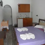 Aparthotel Clio Perissa (Santorini)