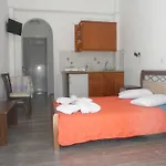 Clio Aparthotel Perissa (Santorini)