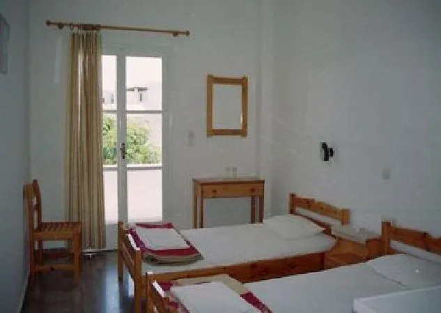 Lägenhetshotell Clio Perissa (Santorini)