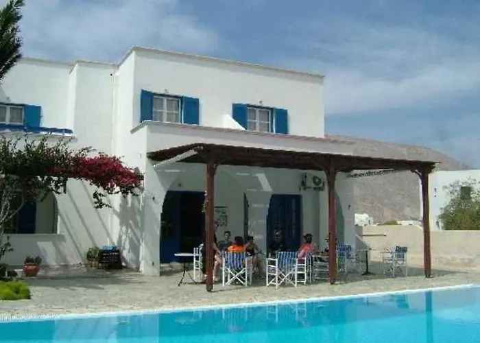 Clio Lägenhetshotell Perissa (Santorini)